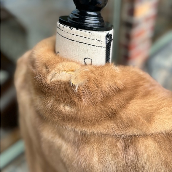 Damaged Scrap 2XL Pastel Mink Fur Jacket Real Genuine Fur Perfect For Crafts - Picture 8 of 12